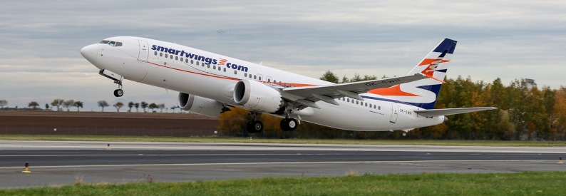 Poland's LOT nears takeover of Czechia's Smartwings - report